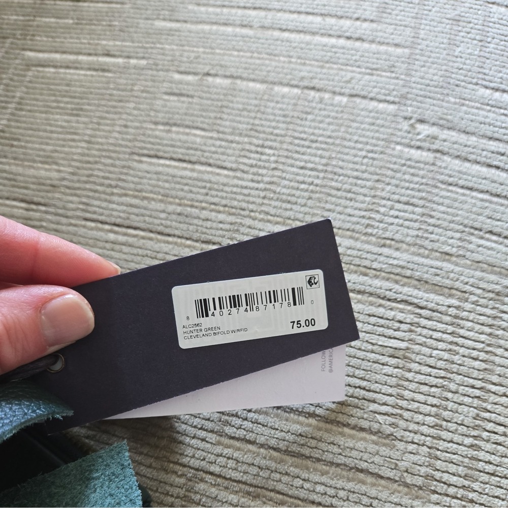 NWT American Leather Co. Hunter Green Cleveland Bifold Wallet RFID MSRP $75 - Picture 2 of 9